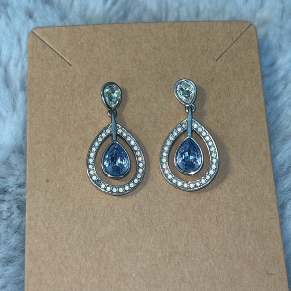 Swarovski Mila Crystal Earrings Pierced Lavender Provence - Picture 3 of 7